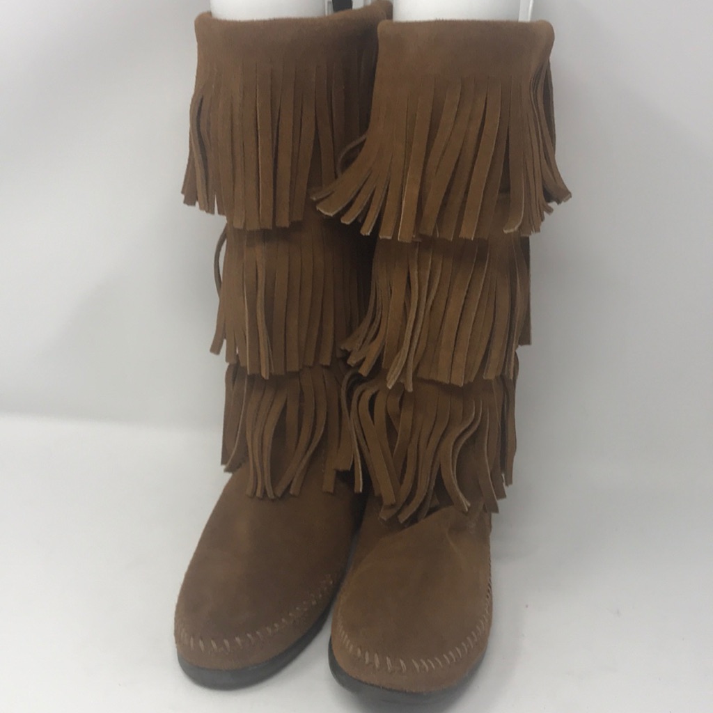Minnetonka Sz 8 3Tier Suede Leather Boot Minnetonka Sz 8 3Tier Suede Leather Boot